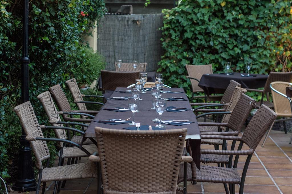 L'Argolla Hotel-Pizzeria سانتا كولوما دي فارنرس المظهر الخارجي الصورة